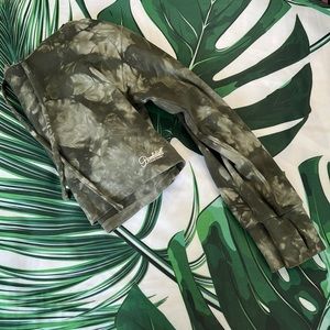 Bombshell brand Green tie-dye crop sweater